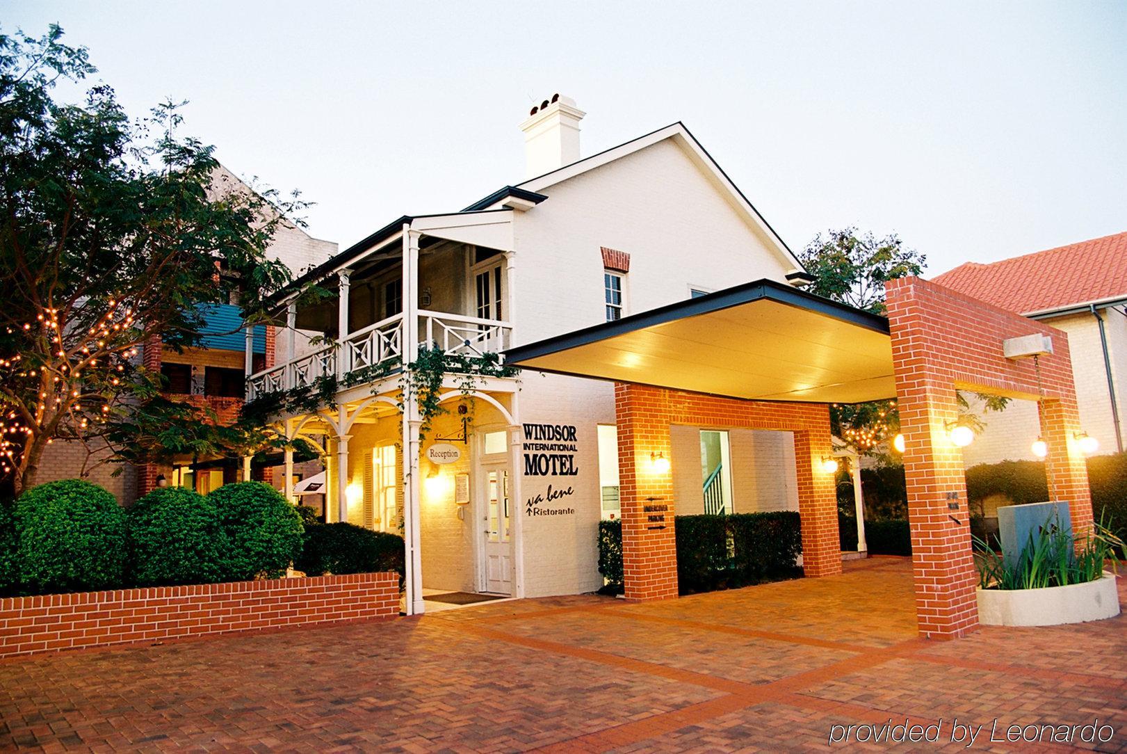 Ramada By Wyndham Brisbane Windsor Hotel Exterior photo